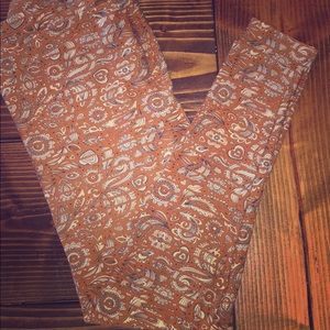 Lularoe TC Tall & Curvy Leggings